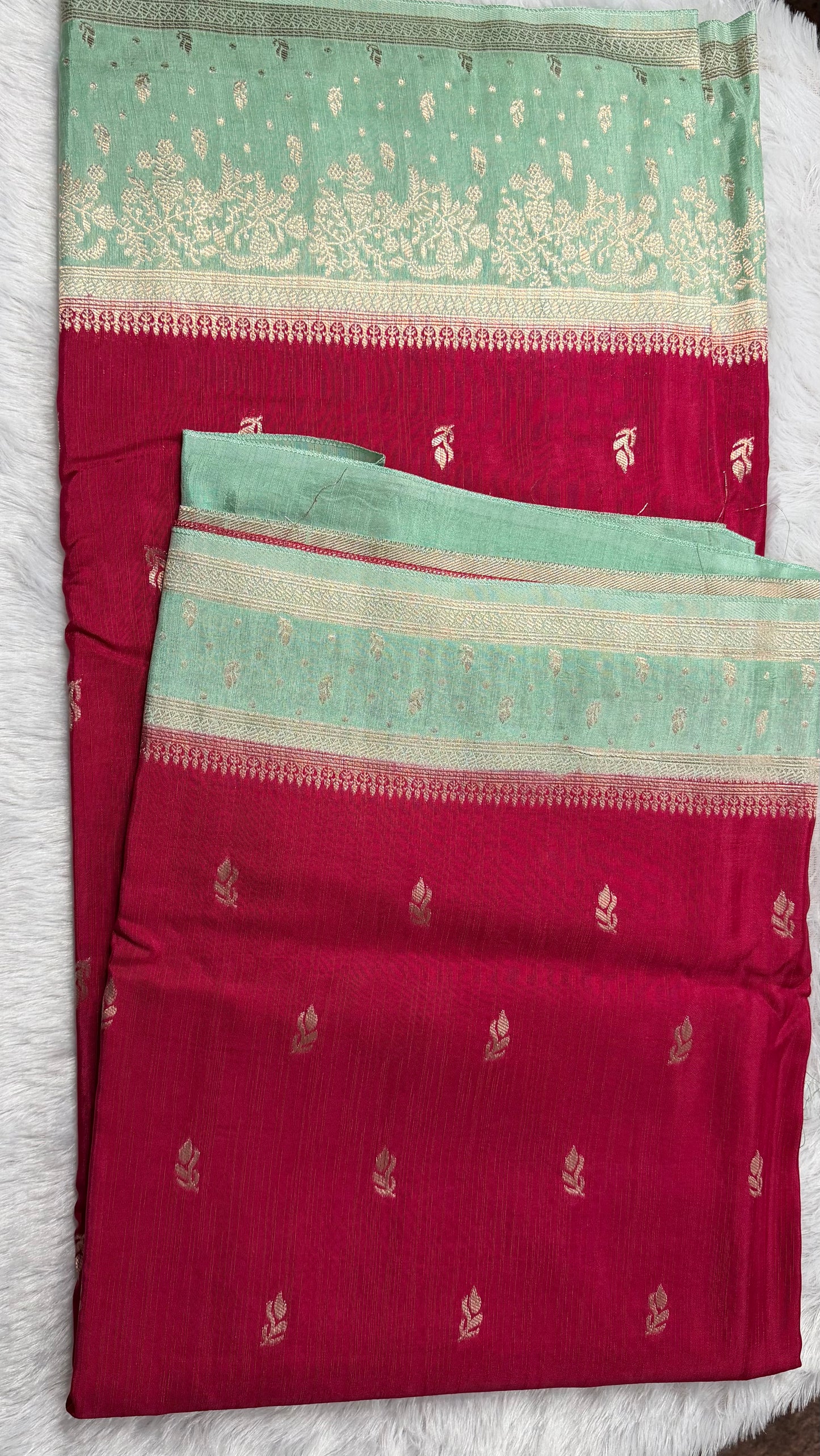 LABH-UG05 BOLD MAGENTA TUSSAR CREPE SILK SAREE.