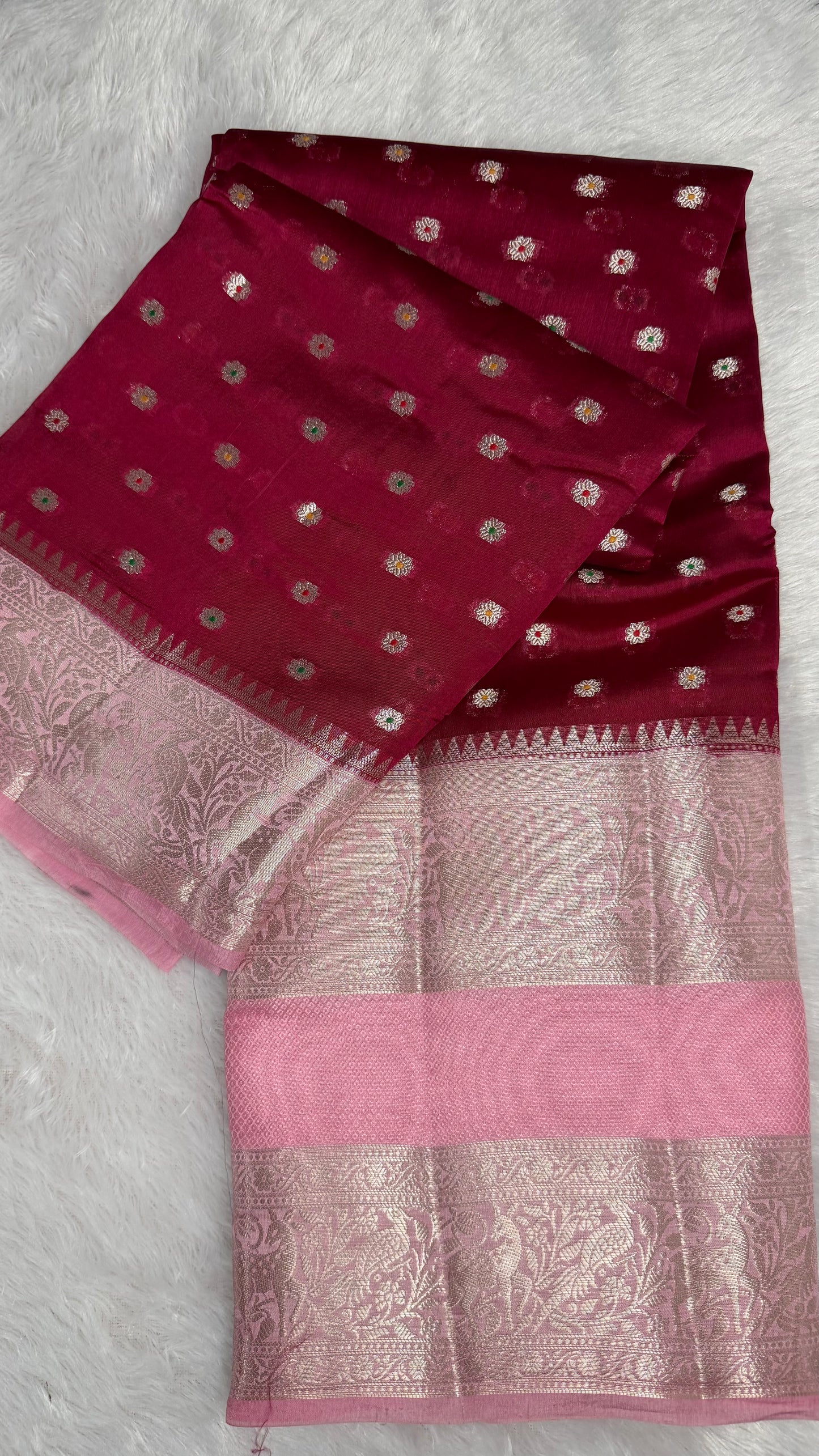 LABH-UG03 RANI PINK PURE RAW MANGO SILK SAREE.