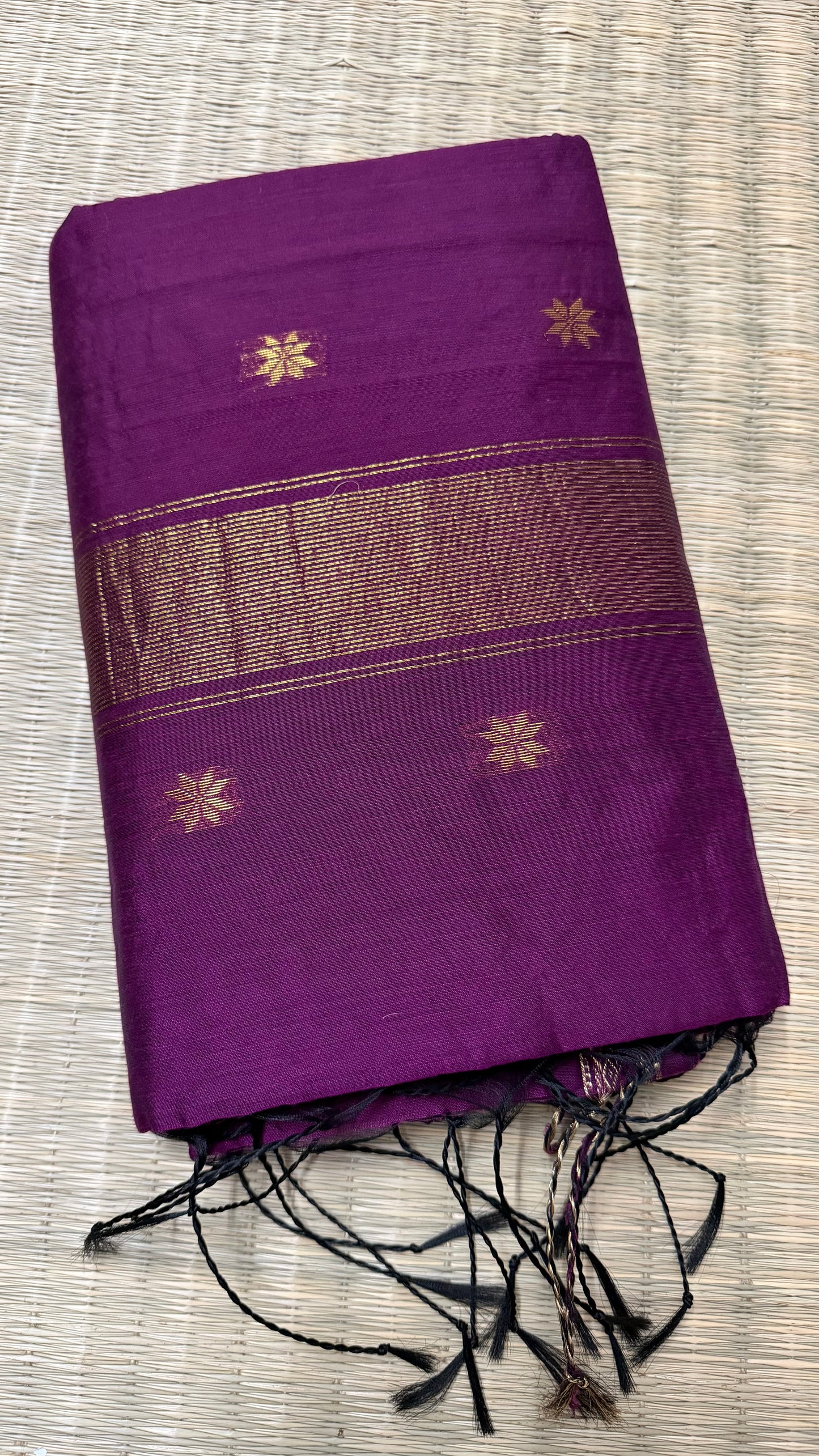 Magenta Maheshwari Cotton.