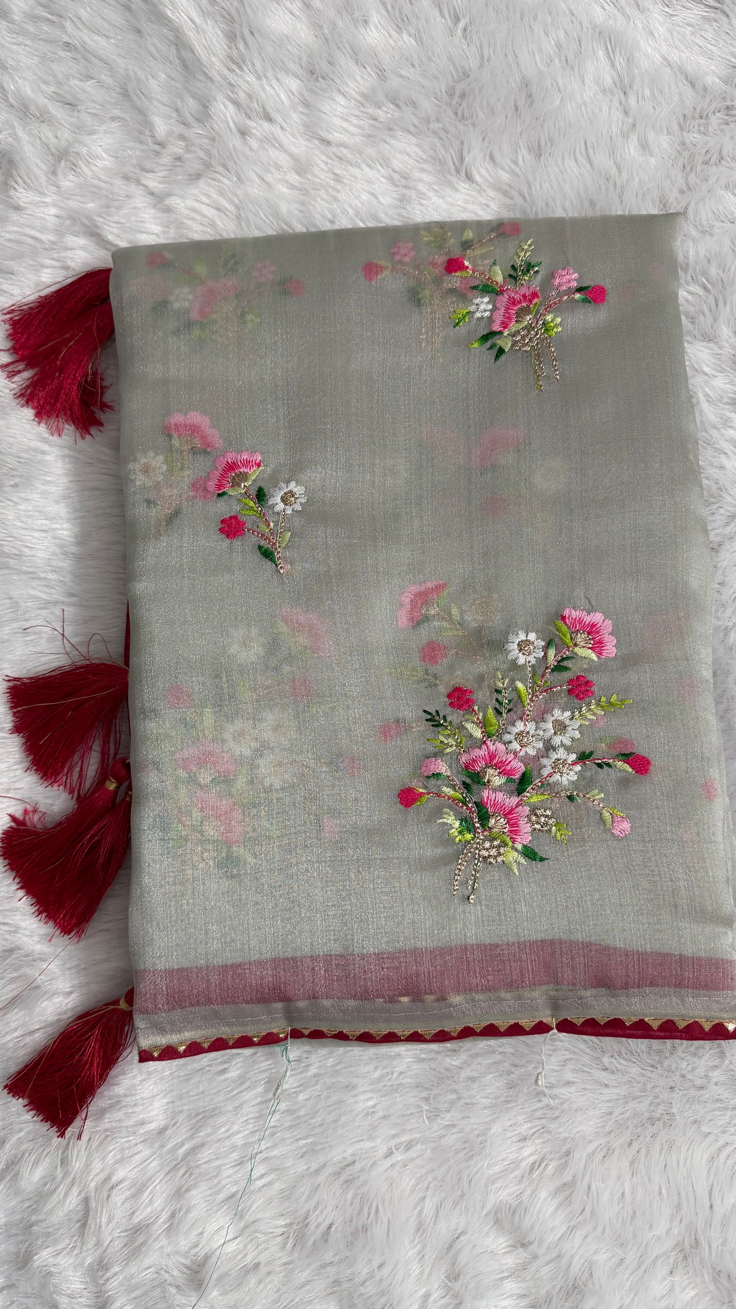 Grey SHIMMER ORGANZA  WITH FLORAL THREAD WORK SAREE.