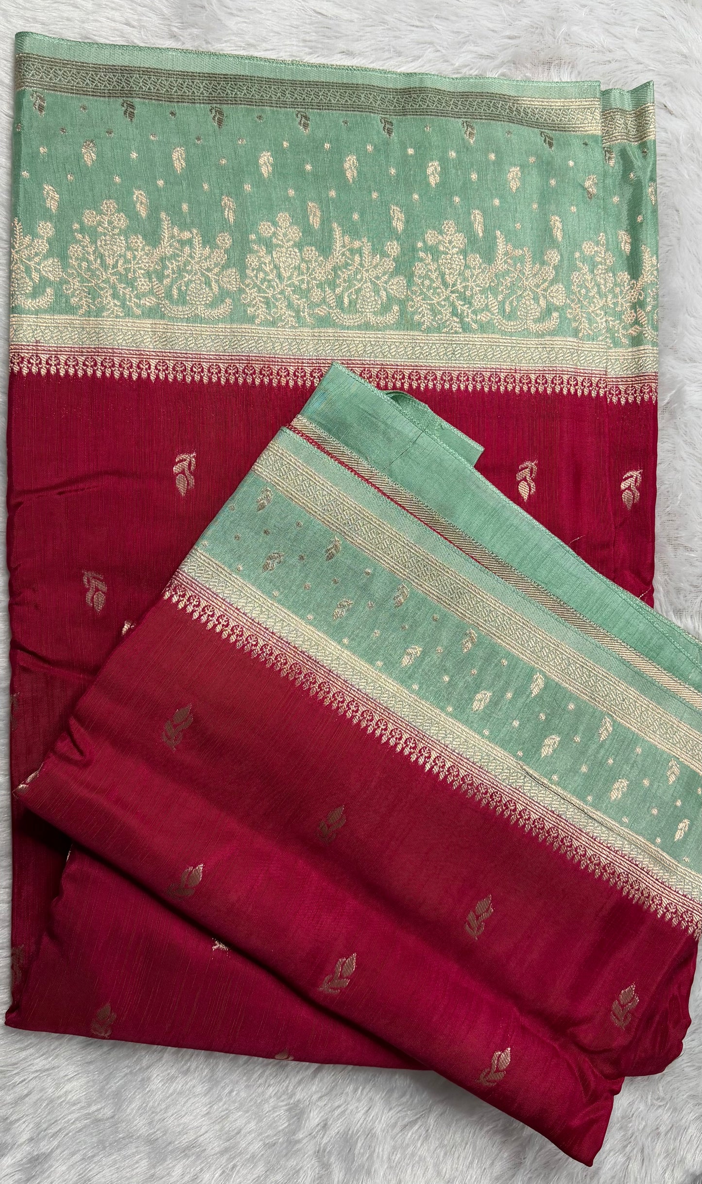 LABH-UG05 BOLD MAGENTA TUSSAR CREPE SILK SAREE.