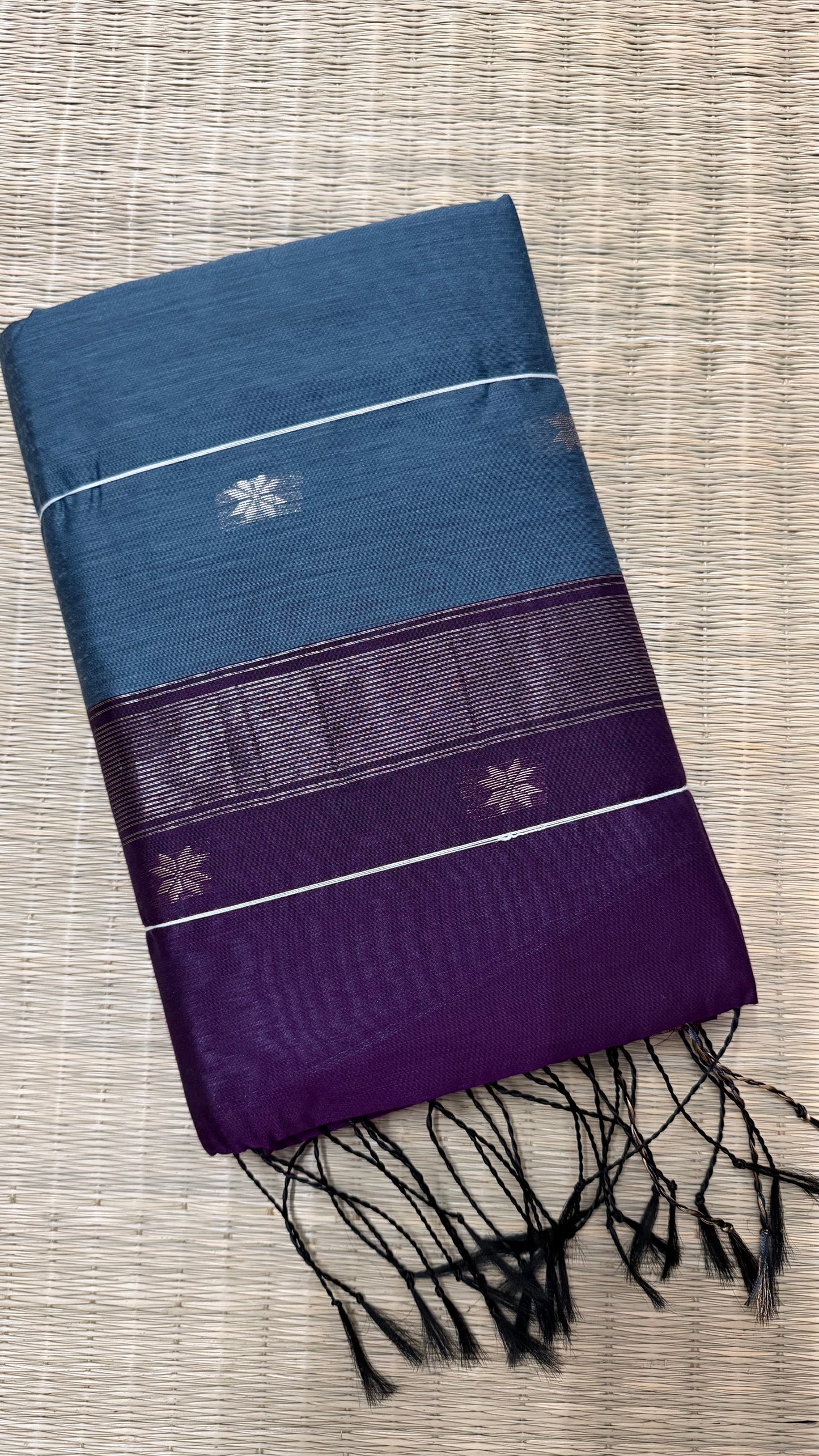 Grey & Magenta Maheshwari Cotton.
