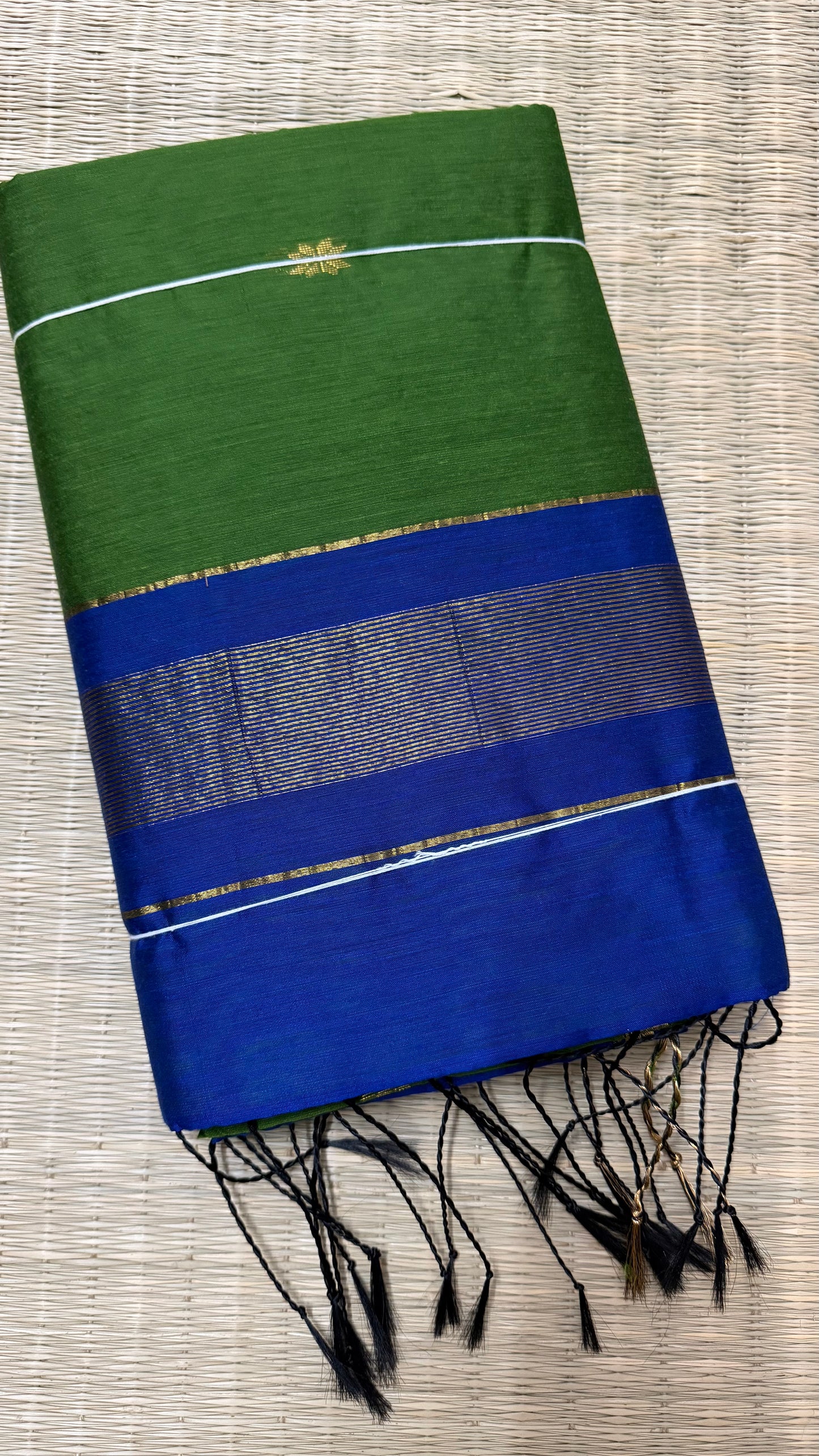 Green and Royal Blue Maheshwari Cotton.