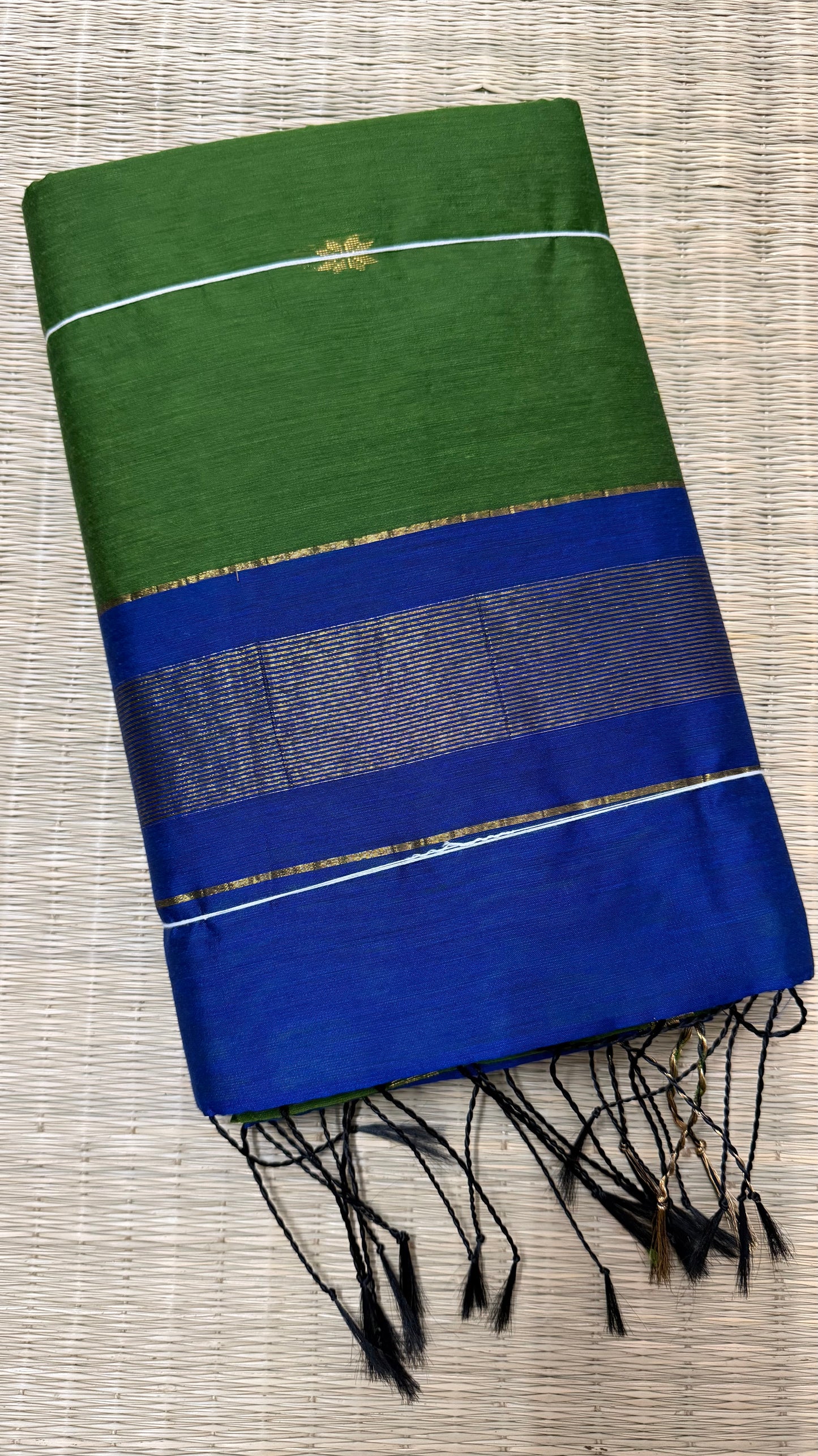Green and Royal Blue Maheshwari Cotton.