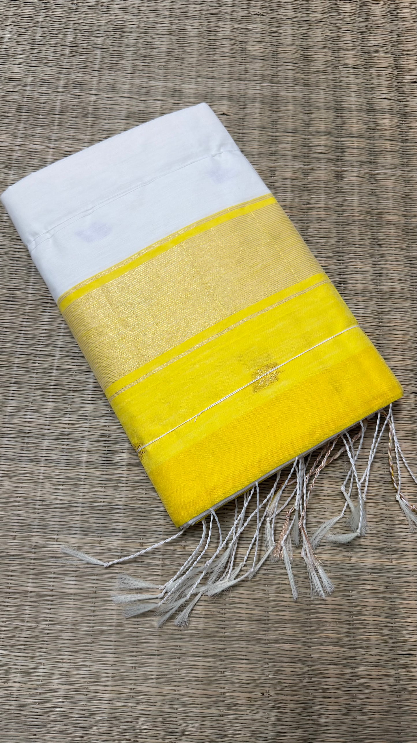 White and yellow maheshwari cotton.