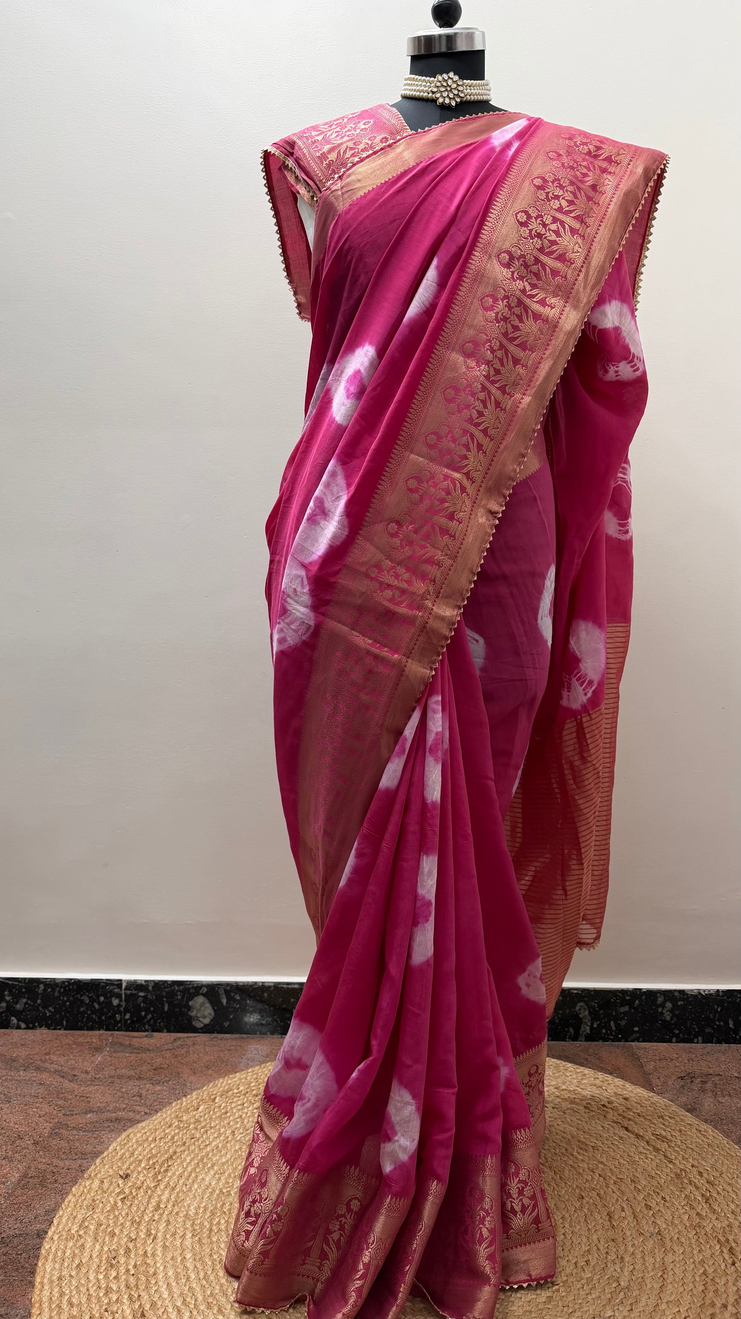 PINK SOFT MUSLIN COTTON WITH ZARI WEAVING