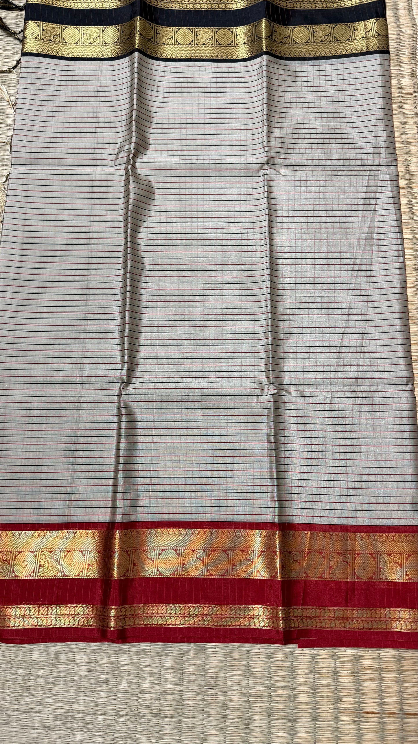 Semi Gadwal Ganga Januma Border Saree.